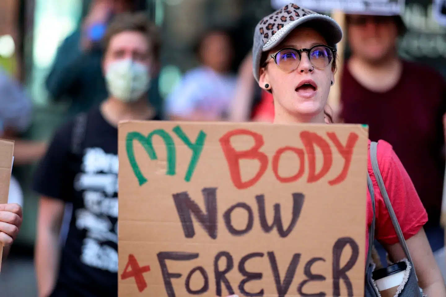 I podcasten »Things Fell Apart« behandles nogle af de mest splittende emner i USA. Foto: Scott Olson, AFP, Ritzau Scanpix