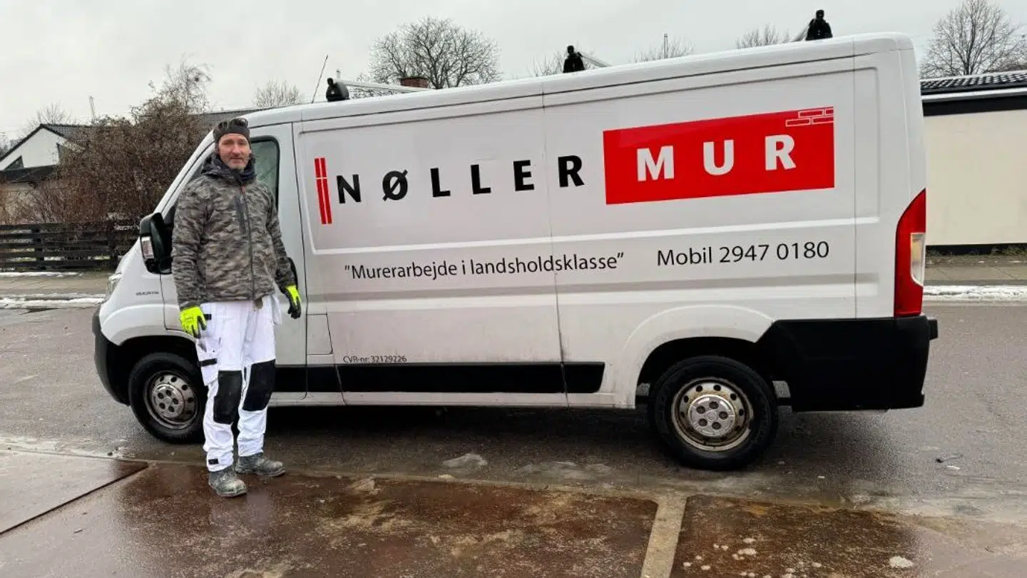 Nøller har i dag sit eget murerfirma.