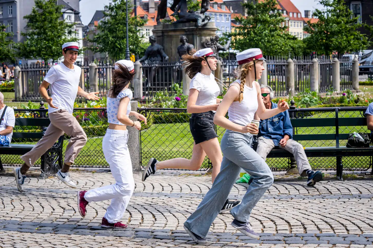 Det er vigtigt, at vi ser den fortsatte talentudvikling som et nationalt anliggende. Danmark har brug for en national talentstrategi, mener Anders Dons og Peter Mogensen.