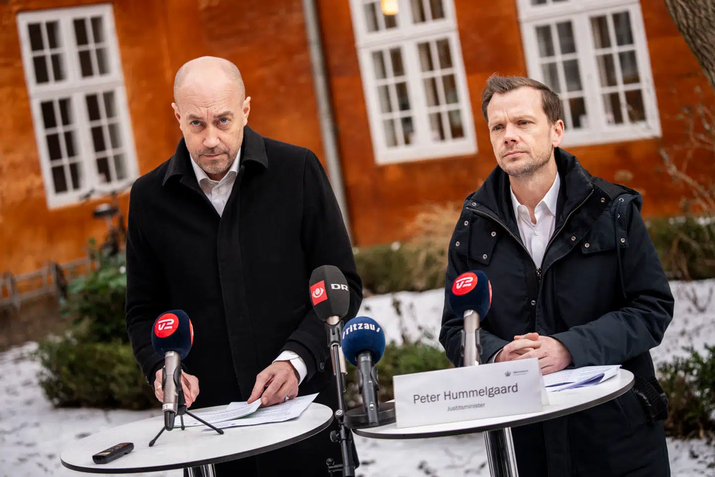 Minerne var alvorlige, da miljøminister Magnus Heunicke (S) og justitsminister Peter Hummelgaard (S) fredag gav status på situation omkring jordskreddet med forurenet jord ved Nordic Waste.