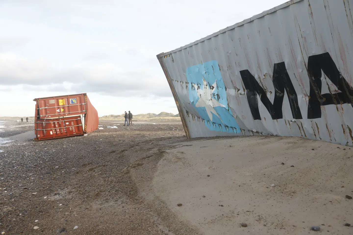 Fem containere er skyllet op på land, efter et Mærsk skib den 22. december tabte 46 containere ud for kysterne mellem Bulbjerg og Svinkløv i Nordjylland. (Arkivfoto).