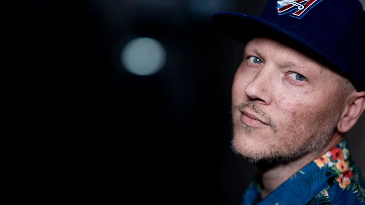 Interview med rapper og forfatter Niarn (Niels Roos).