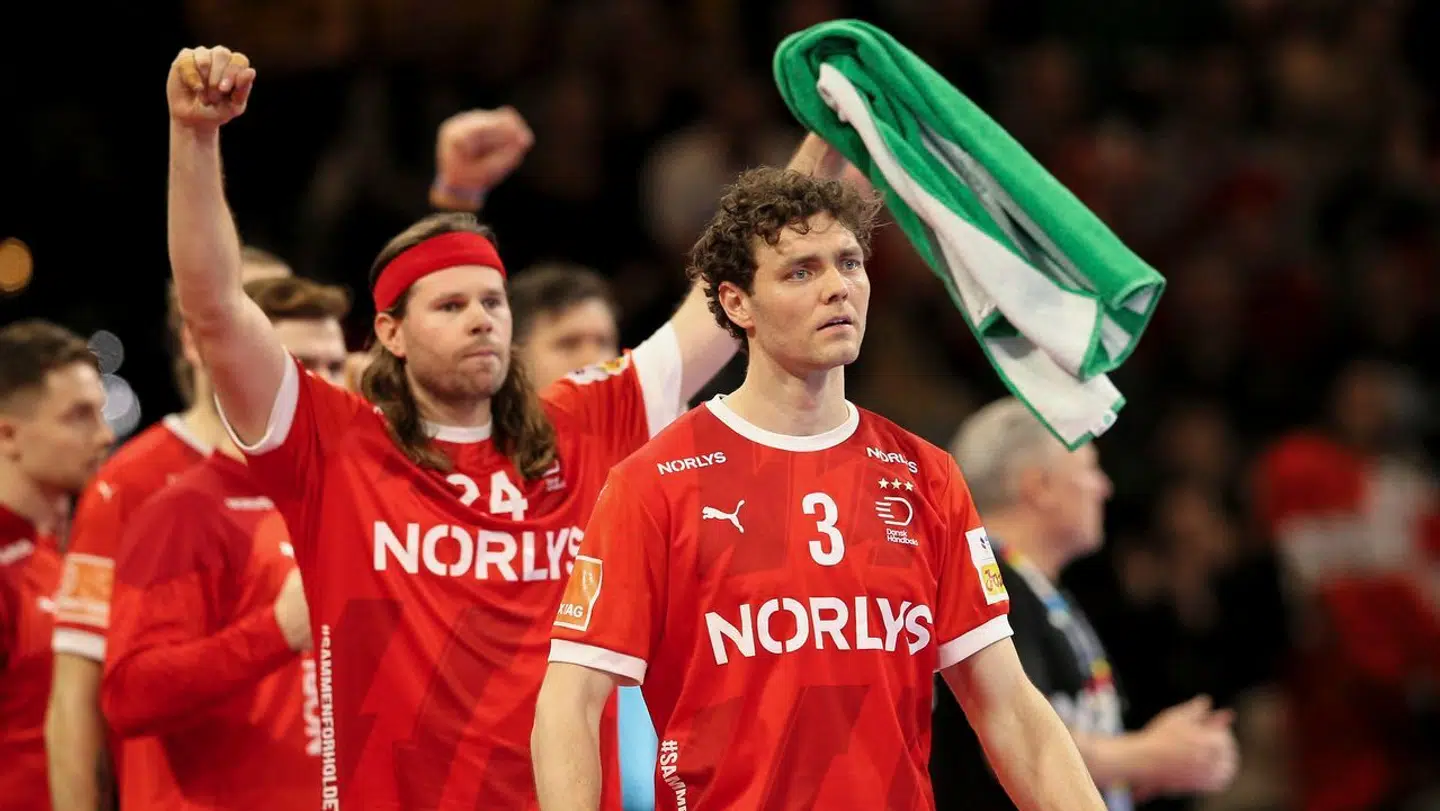 Hansen og håndklædet.