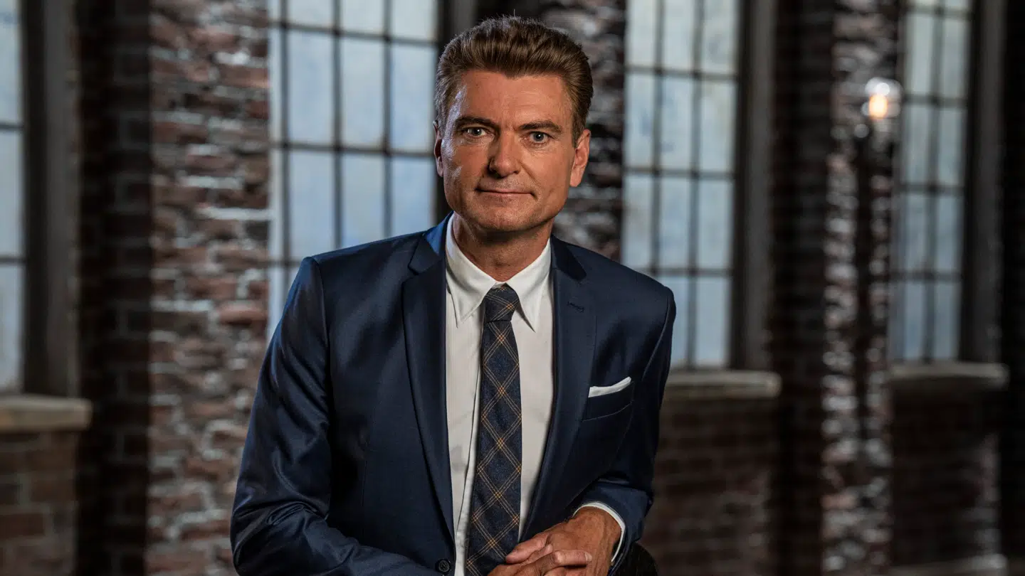 I to afsnit vil Thomas Visti, der er kendt for sin rolle i Danmarks største robotvirksomheder, deltage i »Løvens Hule« på DR.