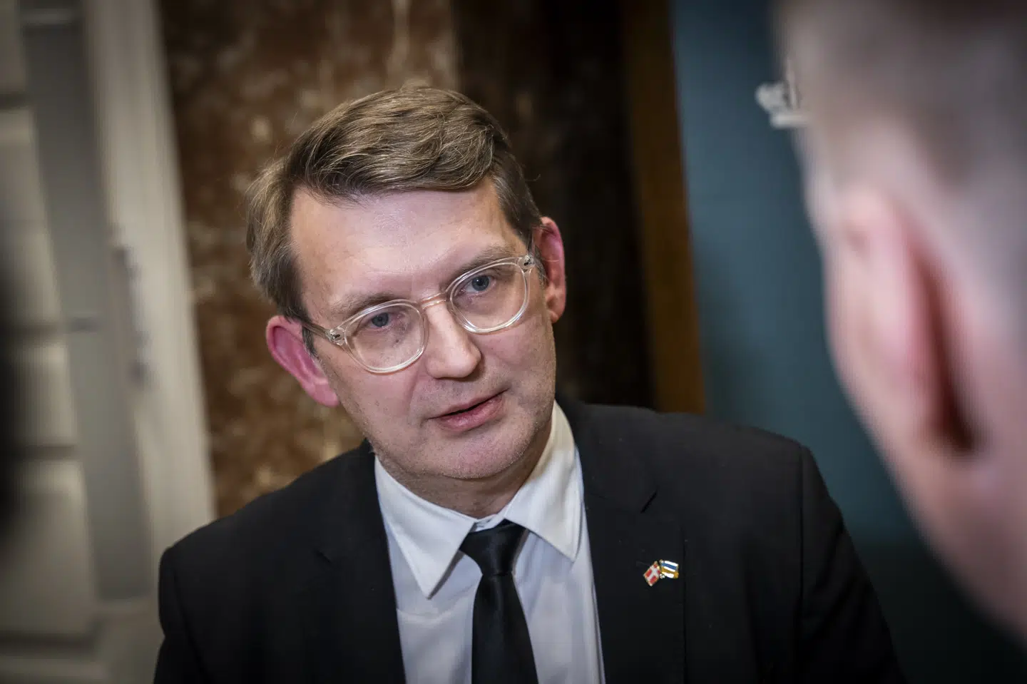 Forsvarsminister Troels Lund Poulsen (V) vil rekruttere og fastholde ansatte i Forsvaret. Snart går en stor reklamekampagne i gang i den sags tjeneste. (Arkivfoto).