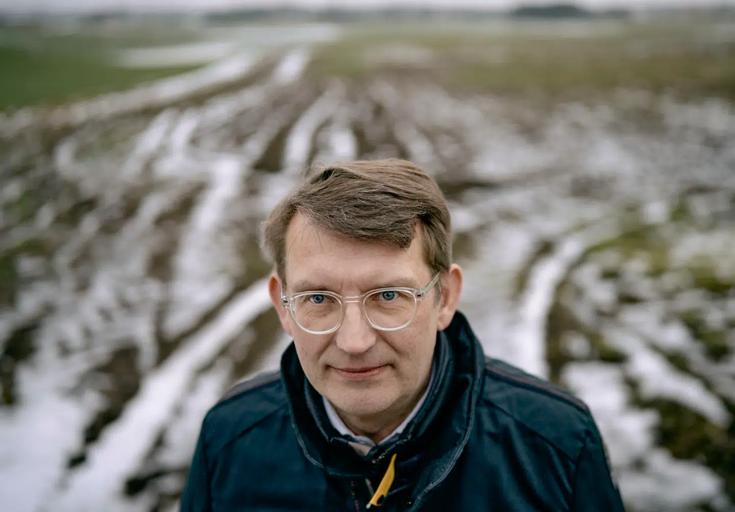 Han havde været helt tæt på magten i årtier, men da han første gang stod med den i sine egne hænder, var den overrumplende og tyngende. Troels Lund Poulsen er den nye mand i spidsen for Venstre – og han er blevet det i en svær tid for partiet.