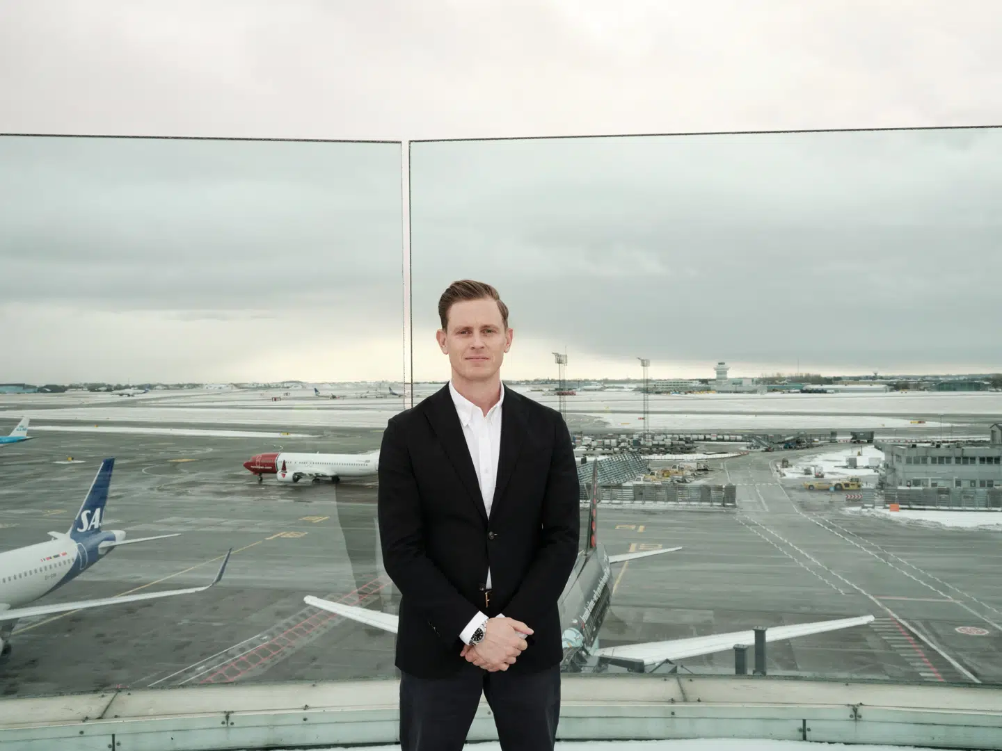 Kristian Paugan har sin officersuddannelse fra Hæren, men du kan også få den fra Flyvevåbnet, Søværnet og Beredskabsstyrelsen.