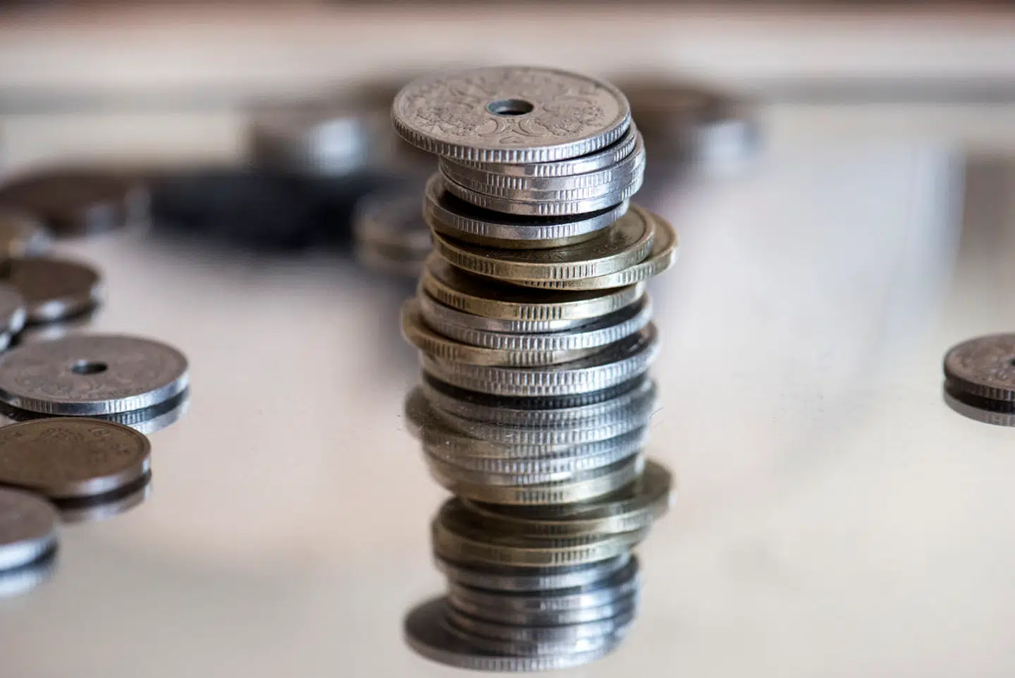 (ARKIV) Penge fotograferet i København torsdag den 26. juli 2018. På trods af et faldende antal registrerede unge i RKI er gælden stigende. Cheføkonom og Forbrugerrådet Tænk opfordrer til øget opmærksomhed på unges økonomi. Det skriver Ritzau, mandag den 9. marts 2020. (Foto: Kristian Djurhuus/Ritzau Scanpix)