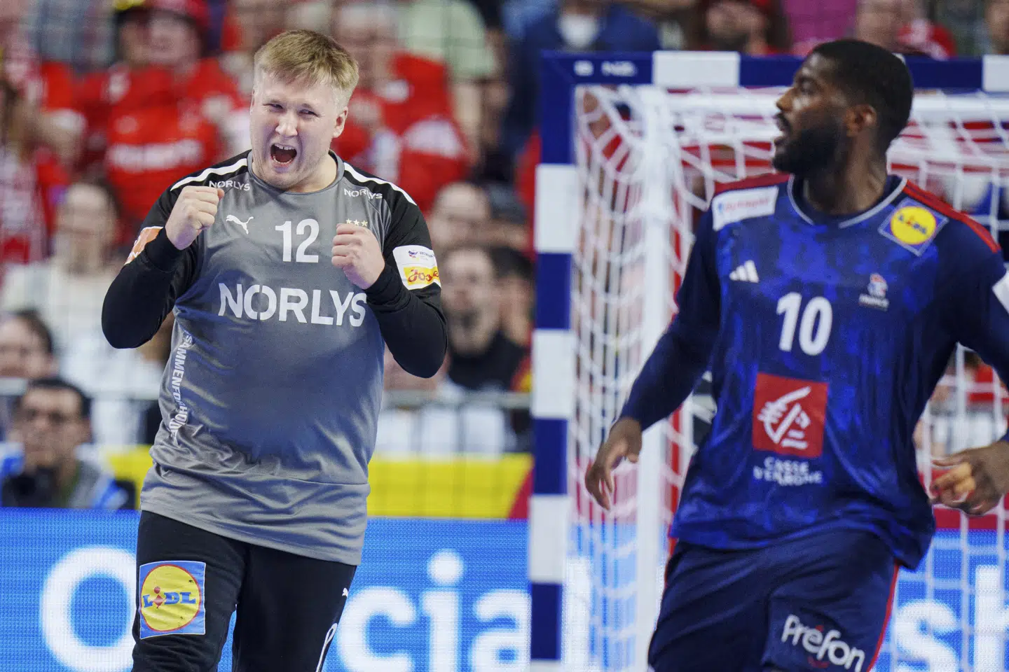 Emil Nielsen leverede 15 redninger i finalen, men det var ikke nok til dansk EM-guld.