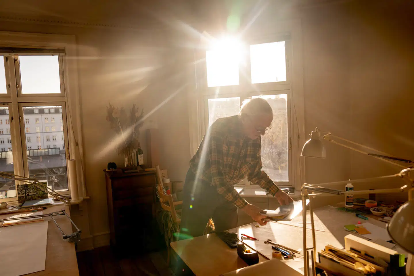 Carsten Hoff har tegnestue højt over Vendersgade. Herfra er udsynet stort.