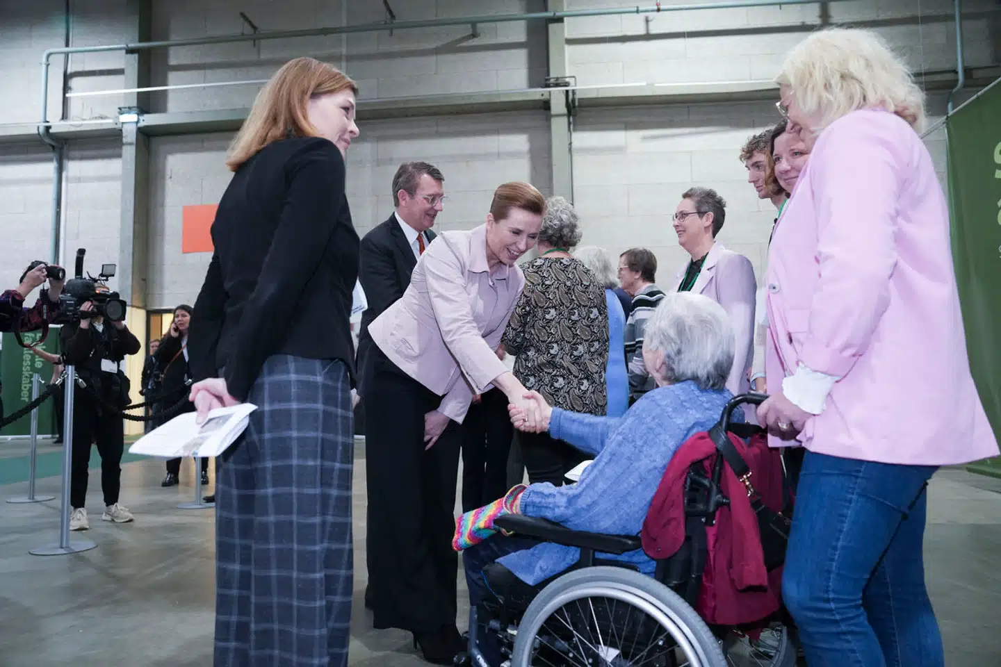 Regeringen nøjedes ikke med at afholde et vanligt pressemøde, da den tirsdag præsenterede sit udspil til en ældrereform.