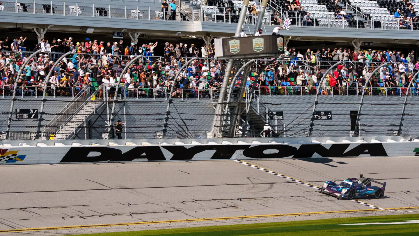 Christian Rasmussen kørte fra alle konkurrenterne til slut og først over målstregen på den legendariske racerbane.