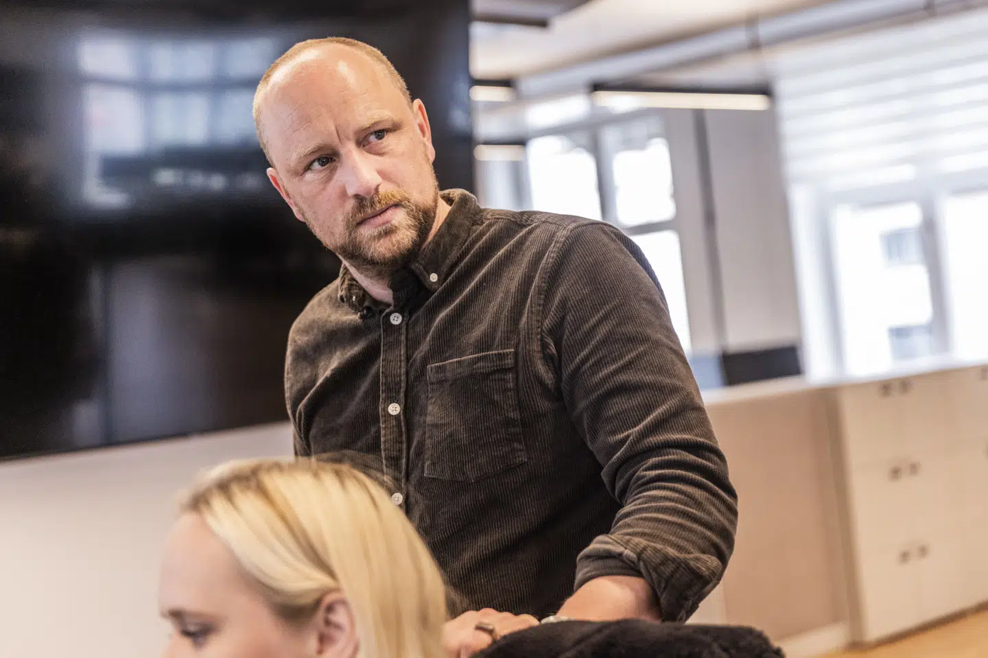 Ansvarshavende chefredaktør på Ekstra Bladet, Knud Brix, har skrevet en leder, hvori han fortæller, at avisen har placeret et læs hestepærer foran Torben Østergaard-Nielsens hus. (Arkivfoto).