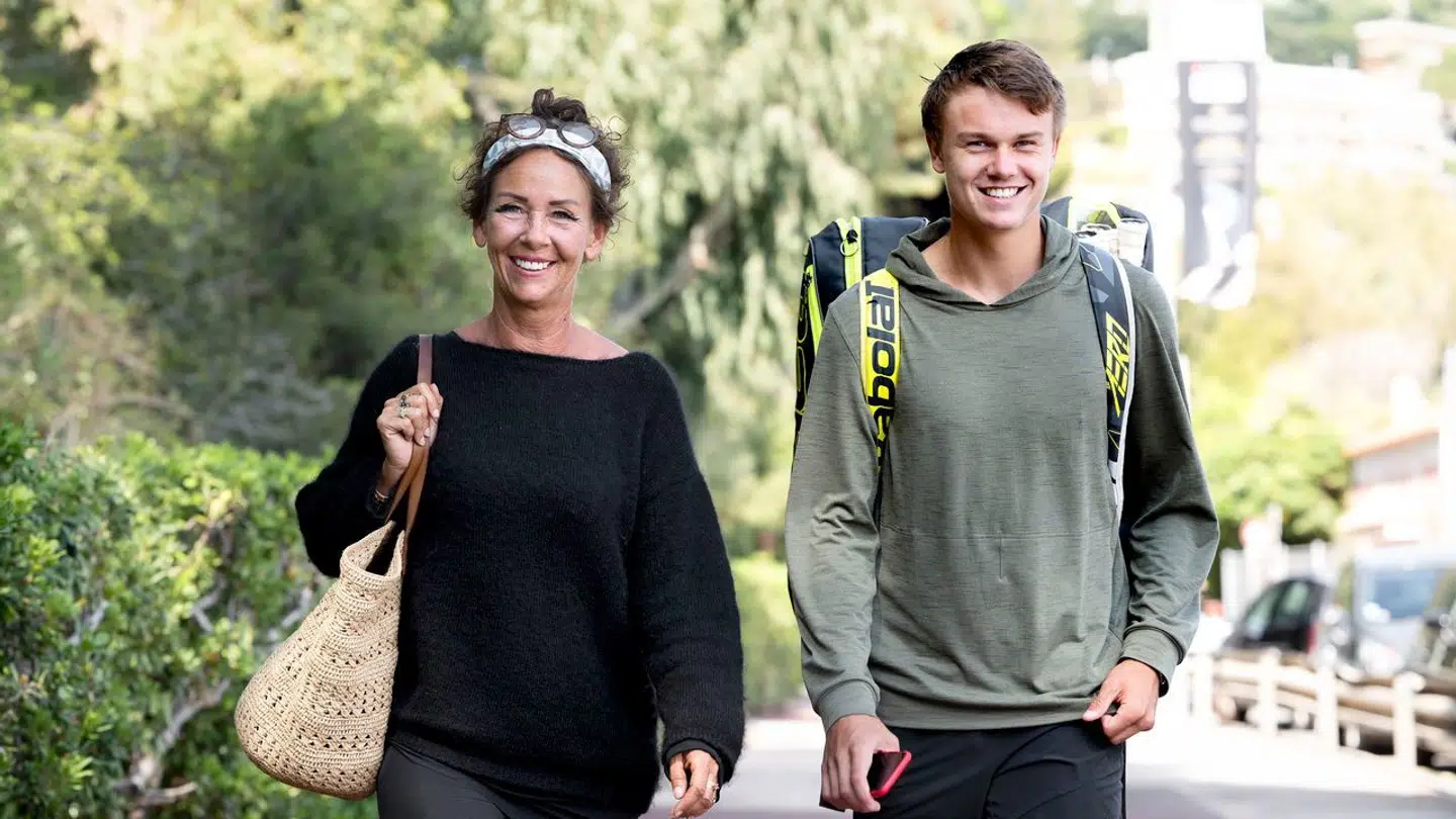 Aneke og Holger Rune har skiftevis forklaret de mange skift.