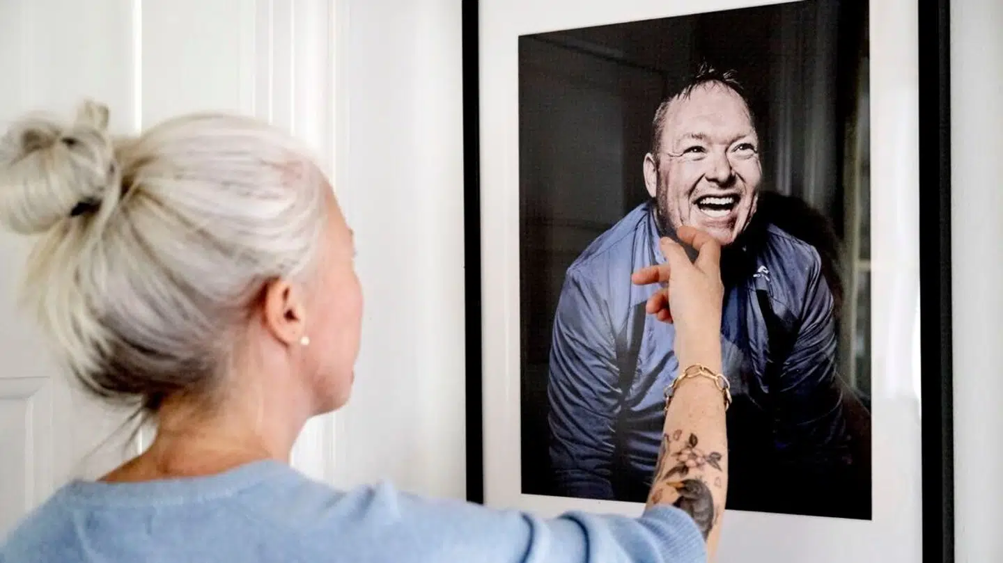 Therese Raabo Fischer taler ofte med Tommy, selvom han ikke er her længere. Det har hun brug for.