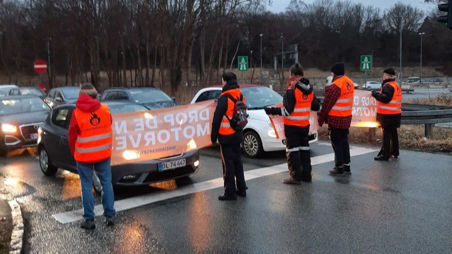 Demonstranterne ville ikke rykke sig.
