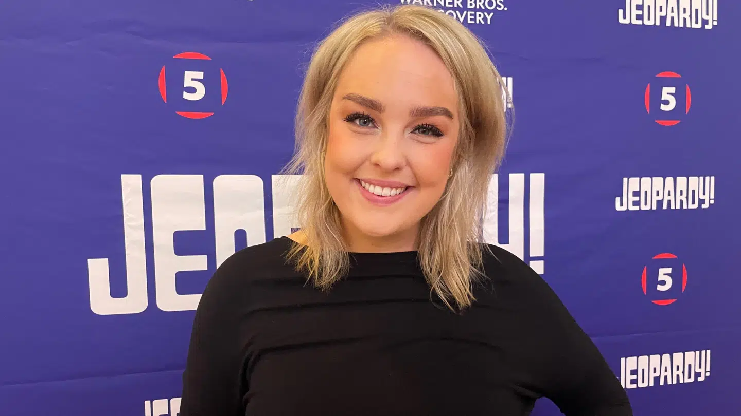 B.T. møder Julia Sofia Aastrup til pressedag på quizprogrammet 'Jeopardy!' onsdag. Den 25-årige influencer deltager nemlig i genoplivningen af quizprogrammet. Foto: Lykke Buhl.