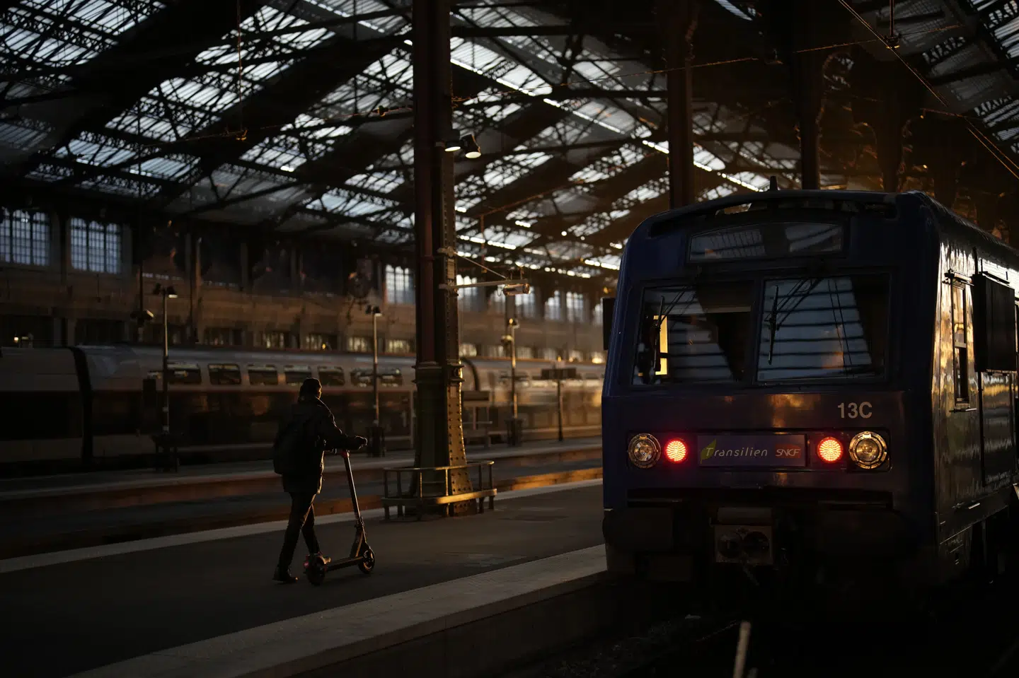 Gare de Lyon er en af Paris store banegårde, der benyttes af omkring 90 millioner passagerer årligt. (Arkivfoto)