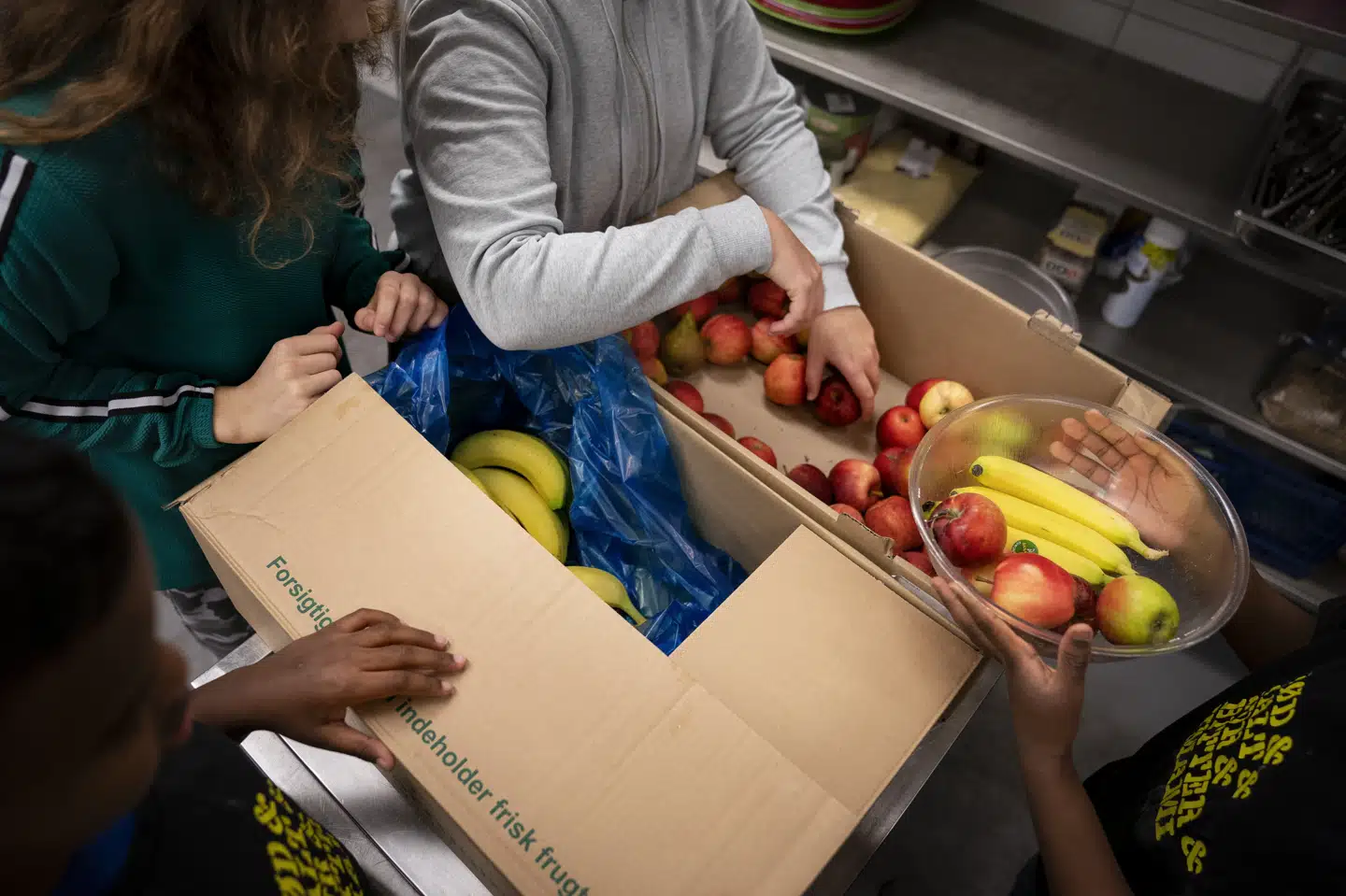 Skoleelevers koncentration og indlæring afhænger af, om de får sund mad i løbet af dagen, siger Martin Lidegaard. (Arkivfoto).