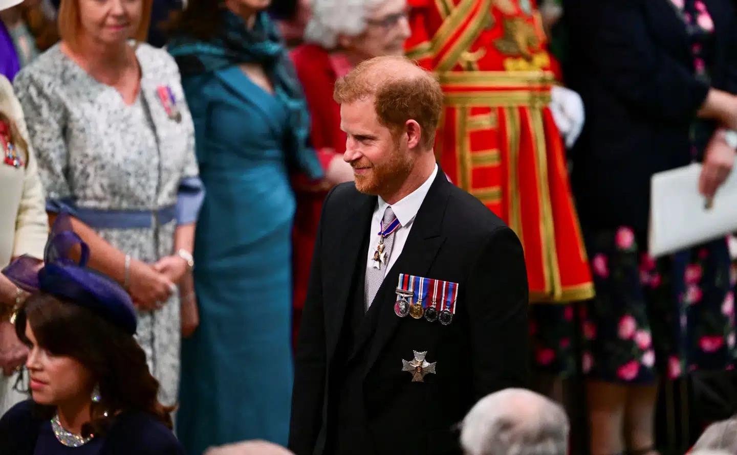 Prins Harry forventes de kommende dage at besøge sin far i England.