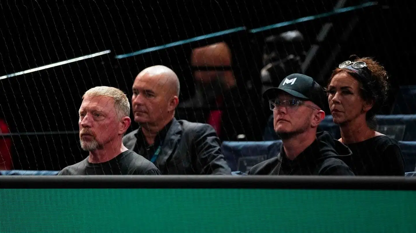 Boris Becker fortsætter - i selskab med Kenneth Carlsen - som træner for Holger Rune.