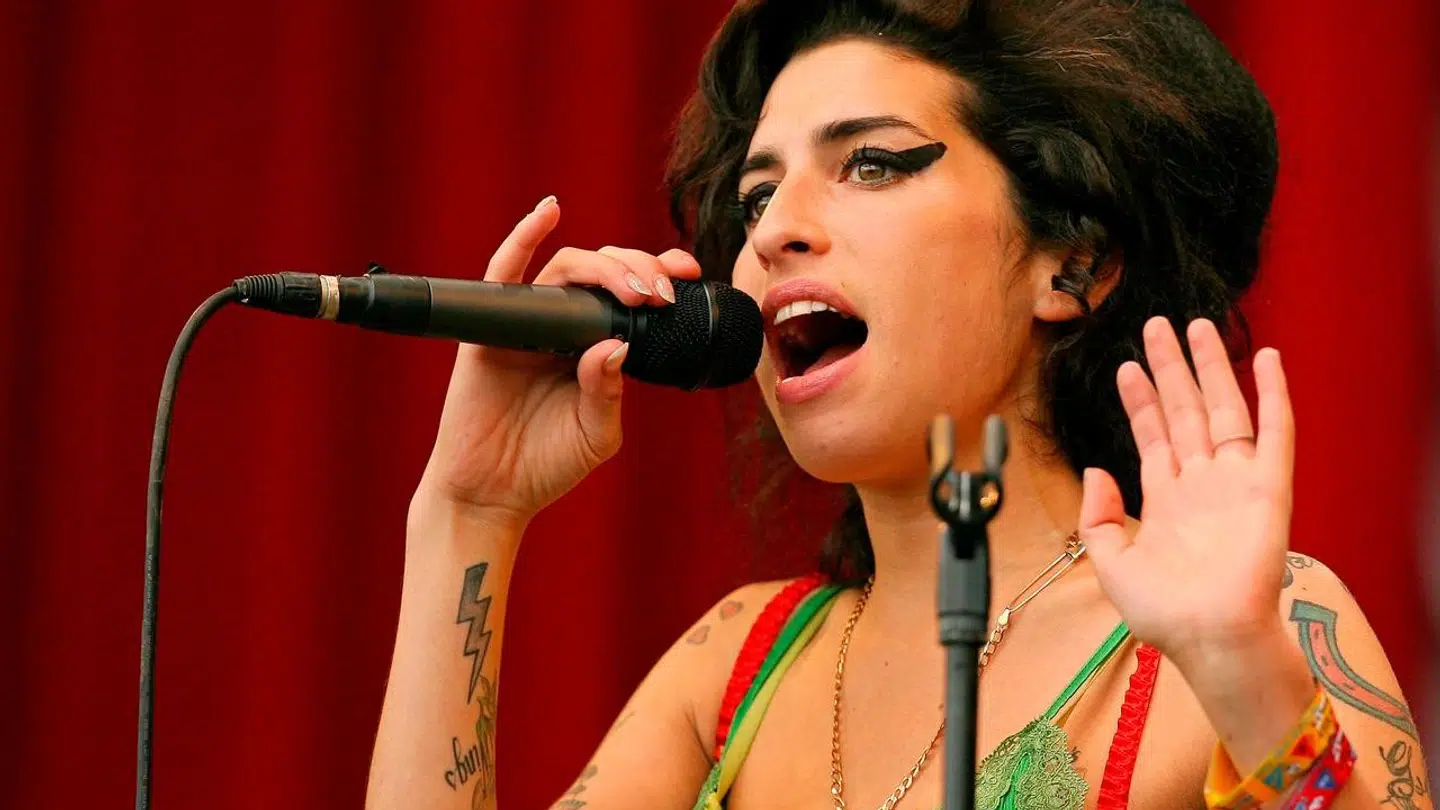 Amy Winehouse under en koncert i 2007.