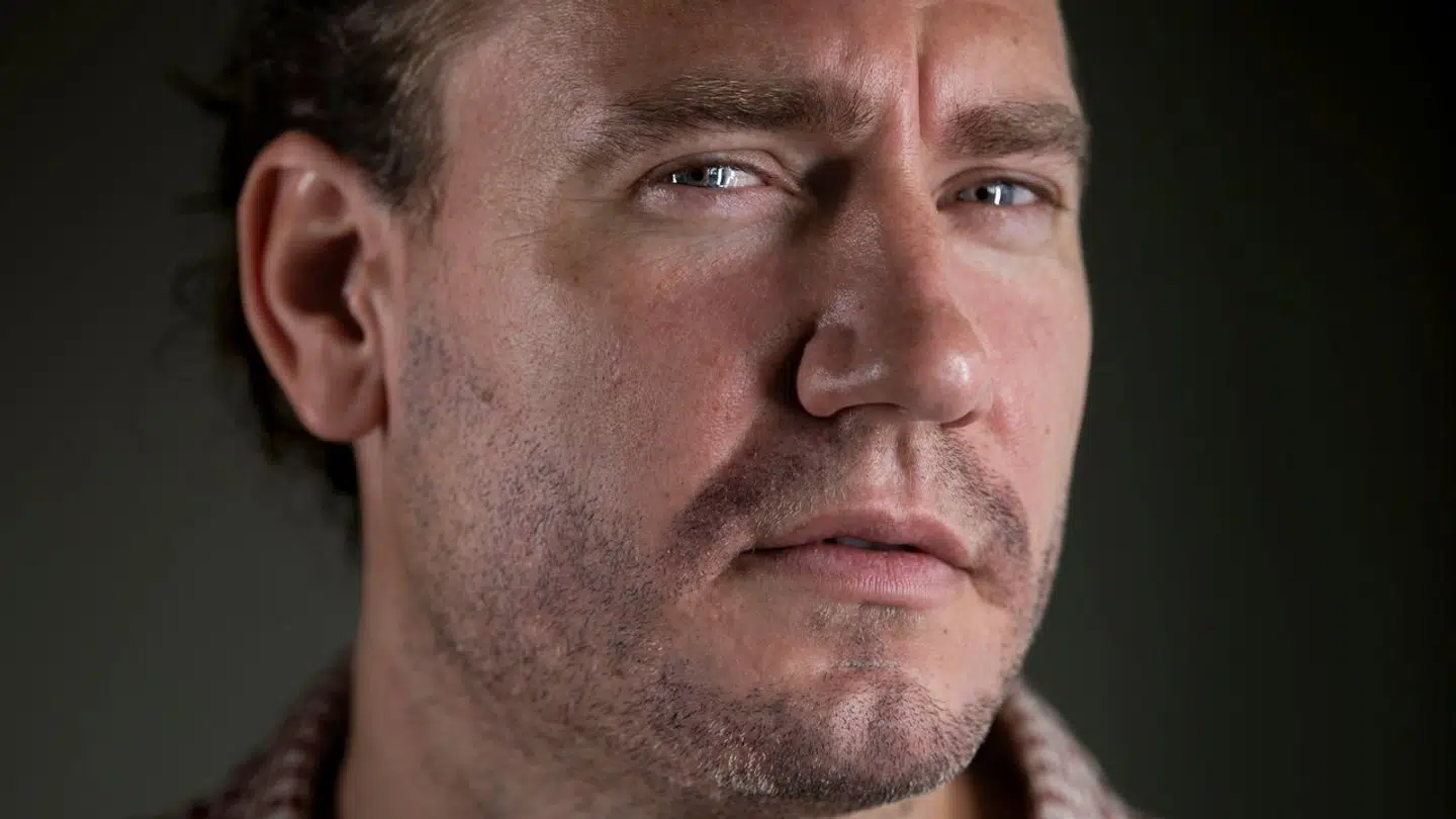 Nicklas Bendtner ville ikke snakke med pressen til sin egen gallapremiere.