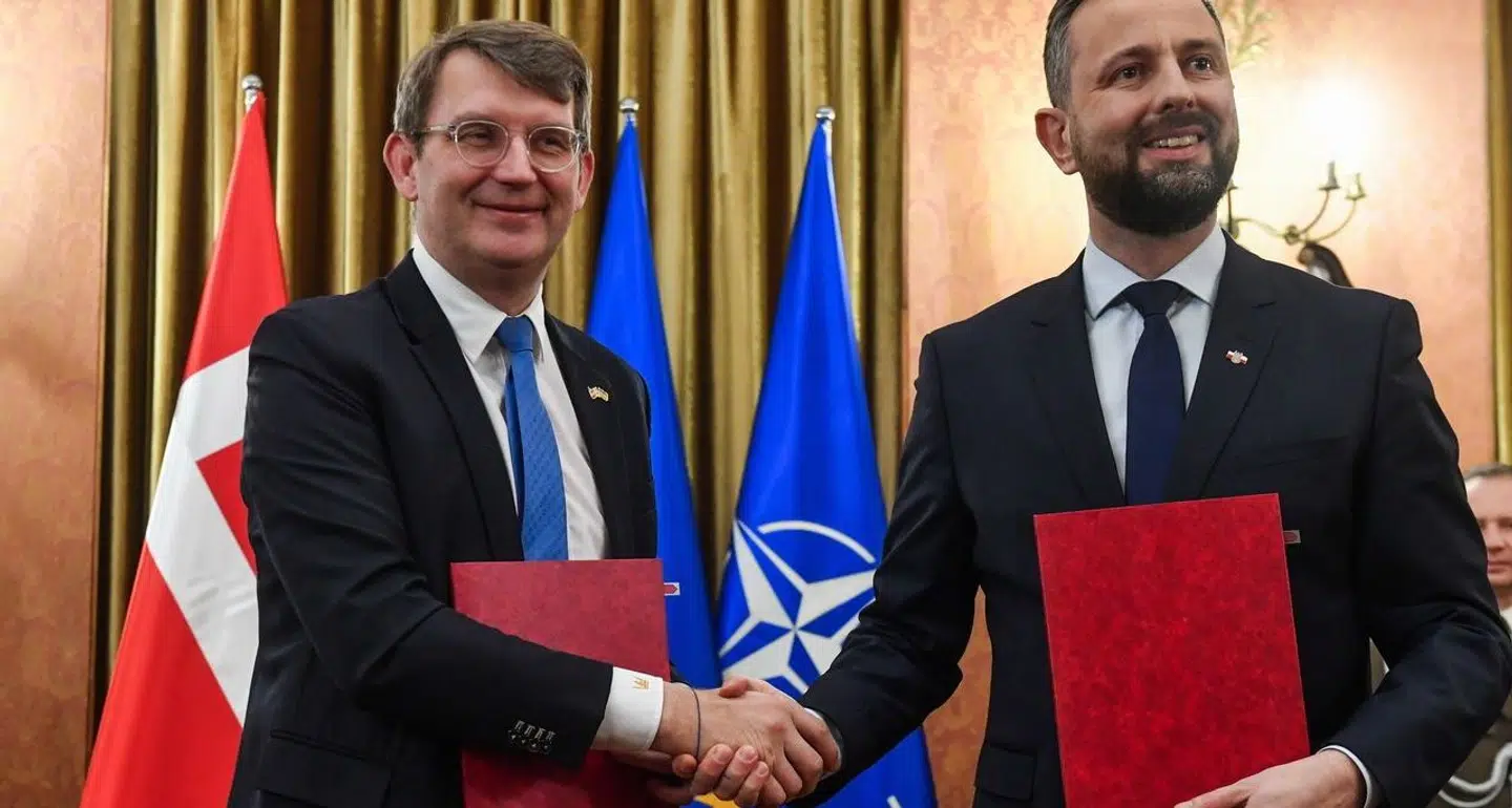 Forsvarsminister Troels Lund Poulsen (tv.), da han for nylig var på besøg i Polen. Her ses han sammen med den polske forsvarsminister, Wladyslaw Kosiniak-Kamysz.