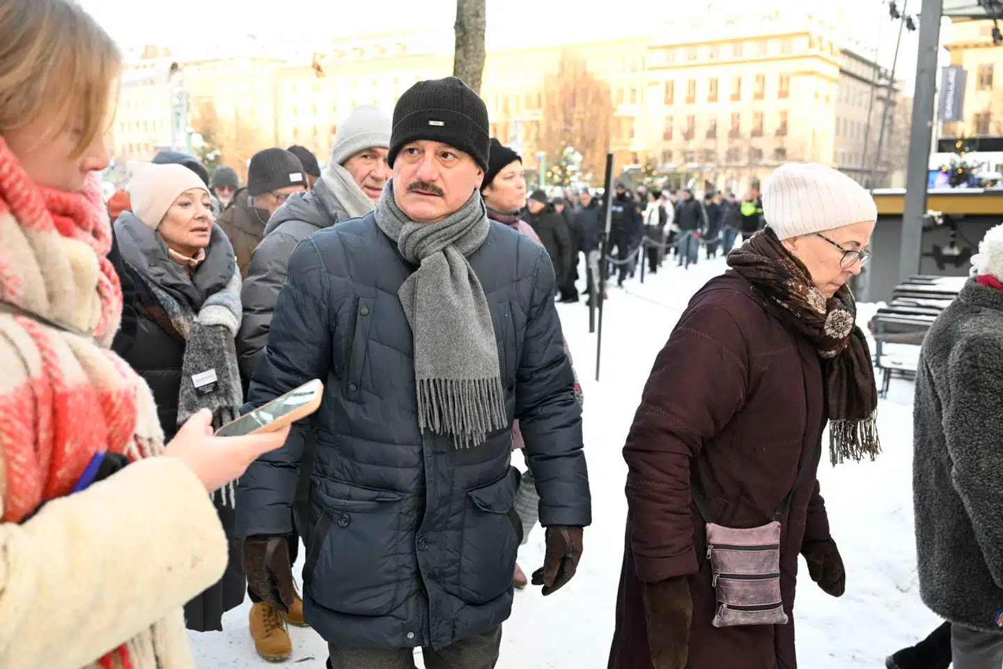 Jamal El-Haj (S) har erklæret sig som mangeårig modstander af Hamas, men har samtidig flere gange mødtes med Hamas-repræsentanter og deltaget på mindst en konference, hvor en Hamas-leder var hovedtaler.
