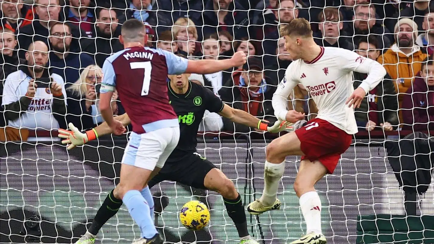 Højlund sendte let bolden i mål.