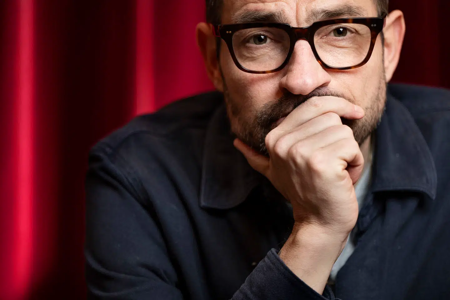 Adam Duvå Hall gør sig mange tanker om det teknologiske tog, der buldrer derudad.