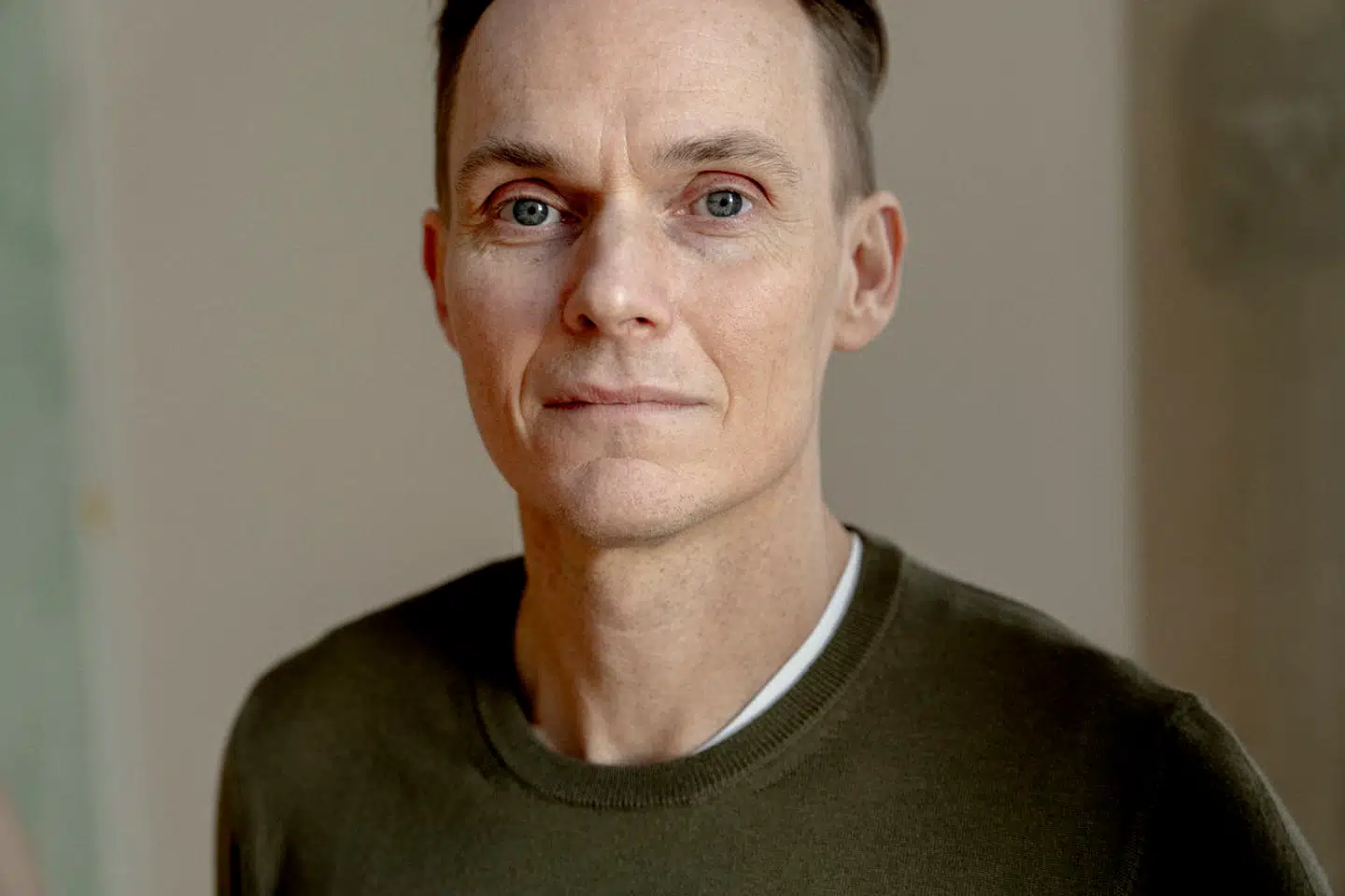 Christoffer Clemmensen har en forklaring på, hvad der sker i kroppen, når vi forsøger at tabe os – en forklaring, som mange ikke kender til, fortæller han. Han viser igennem et konkret regnestykke, hvorfor det er næsten umuligt at tabe sig.