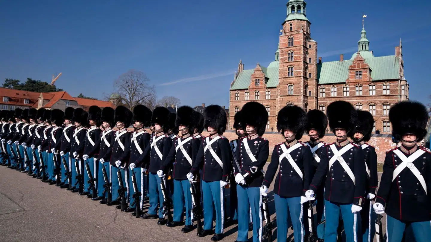 En tidligere seniorsergent ved Den Kongelige Livgarde er blevet dømt.