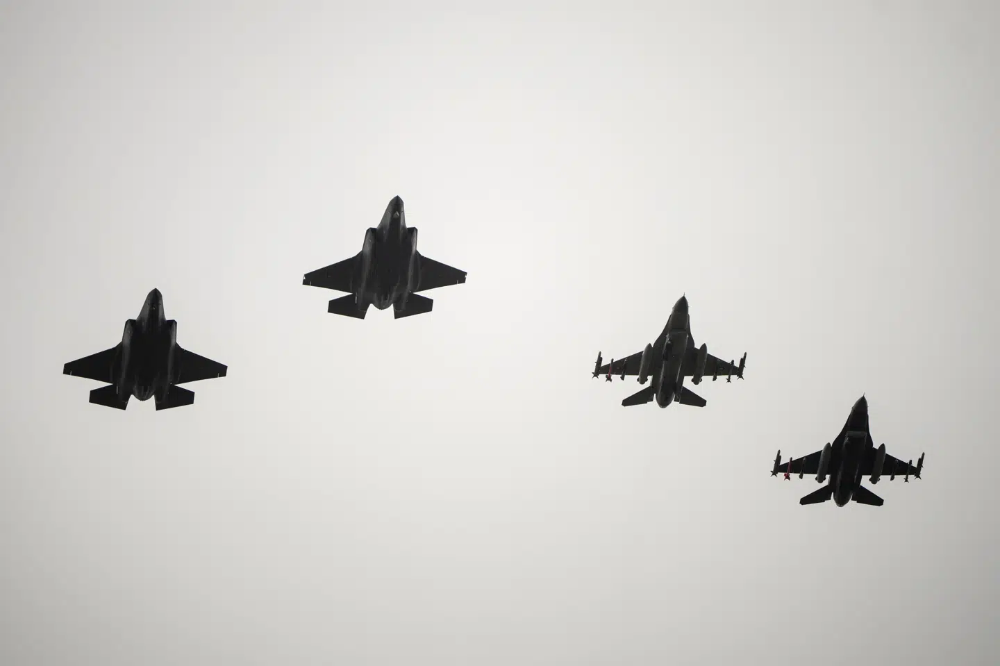 Danske kampfly blev sidste år aktiveret 55 gange, blandt andet som følge af russisk aktivitet i internationalt luftrum. Niveauet er en smule højere end før den russiske invasion af Ukraine. (Arkivfoto).