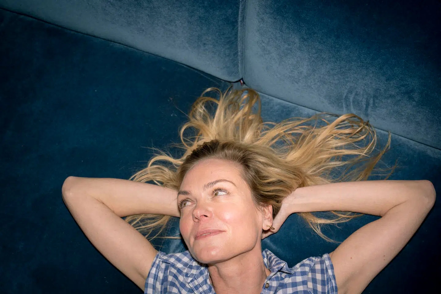 Forfatter, journalist og bogaktuelle Karin Heurlin har erfaret, at forelskelsens flaksende sommerfugle erstattes af noget andet og bedre, hvis man er standhaftig i sit parforhold.