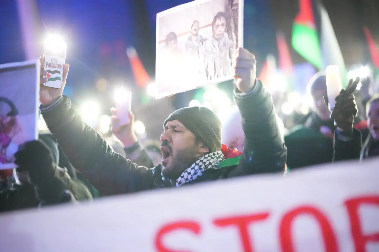 En pro-palæstinensisk demonstration er i gang kort inden årets melodigrandprix.