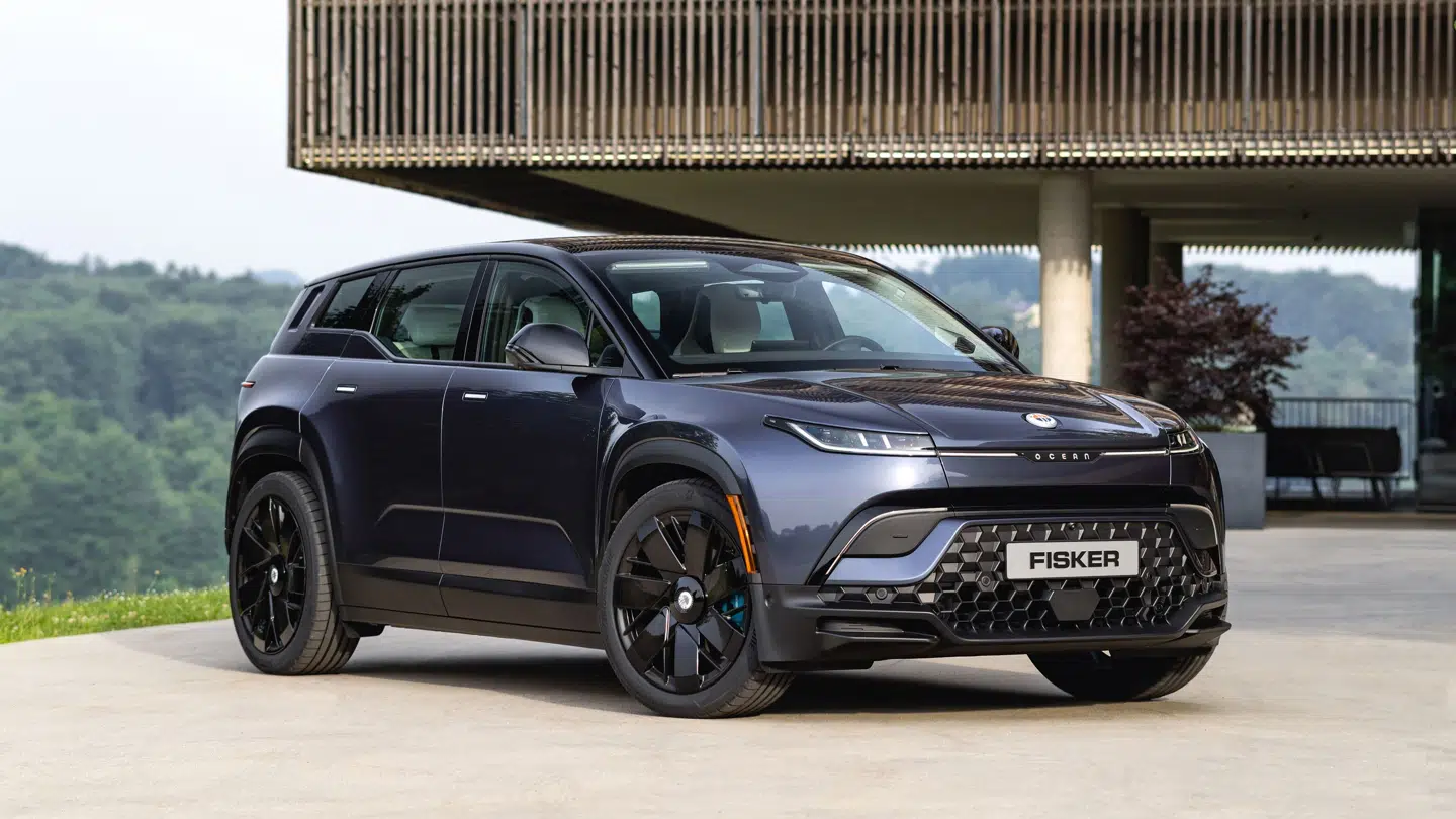 Det er den amerikanske youtuber Marques Brownlee, der har anmeldt Fiskers Ocean elbil.