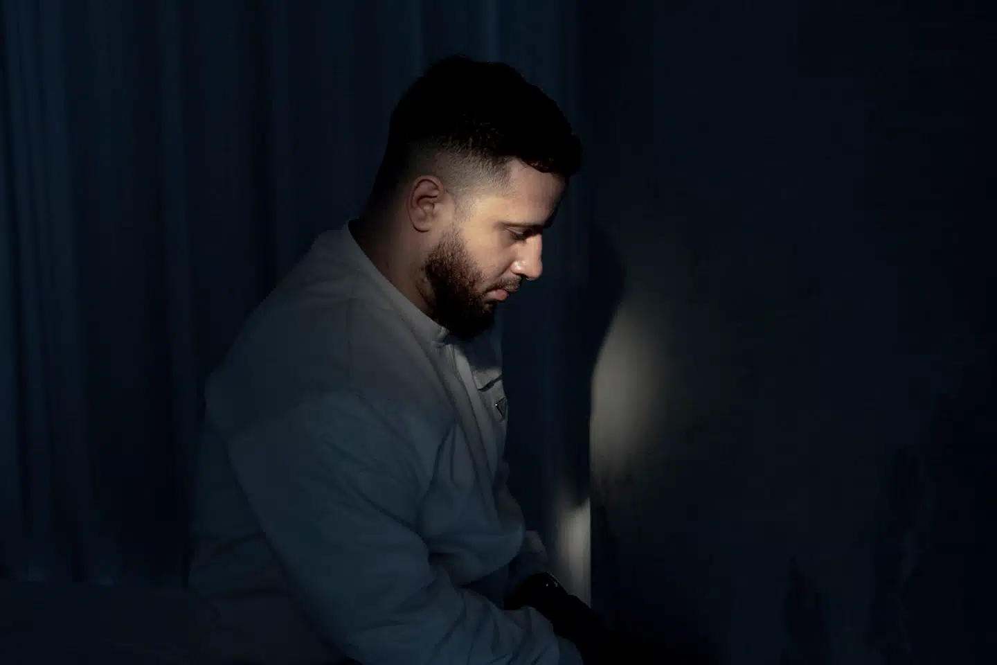 Den terrordømte Ahmed Samsam er aktuel med en bog, hvor han fortæller om, at han arbejdede for de danske efterretningstjenester som agent på sine rejser til Syrien.