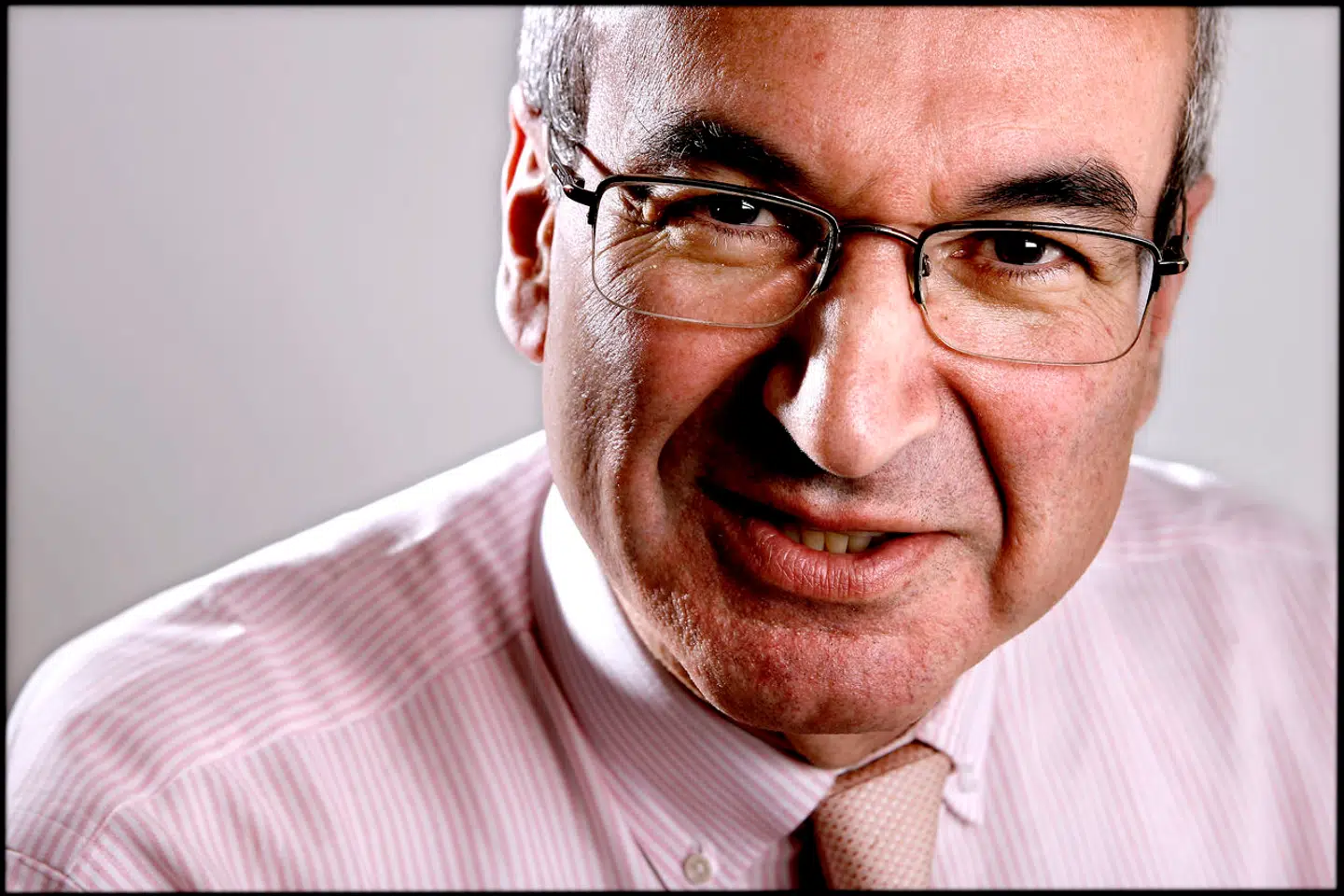 Det er fra de tidlige år i Danmark, at tidligere tv-vært Samuel Rachlin husker Jim Lyngvilds oldemor.