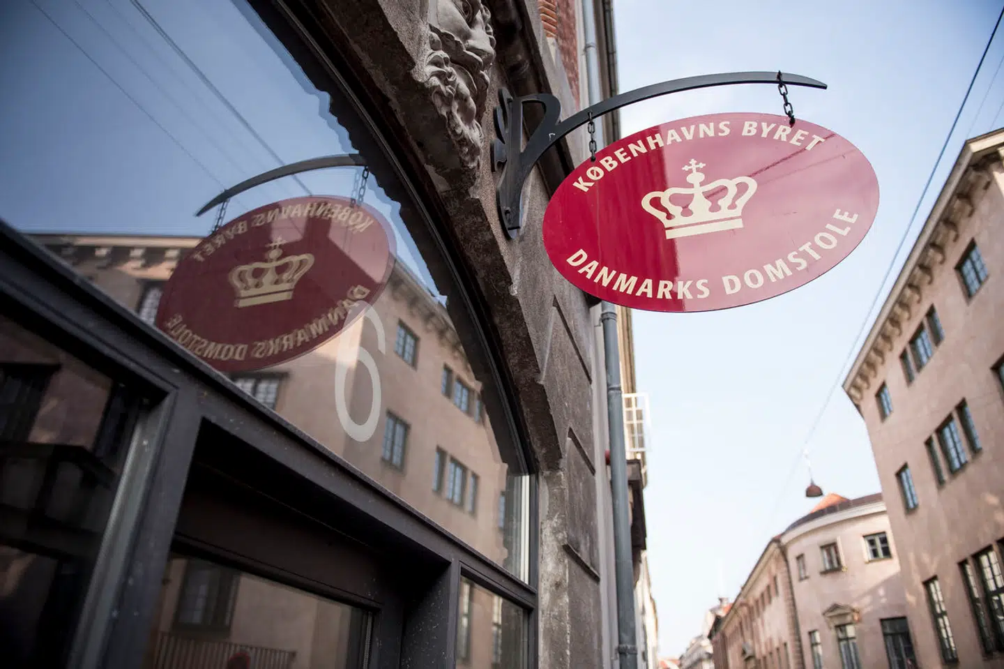 »Det er ikke specificeret i arveloven, hvor stort misbruget skal være, men det afgørende er, om dispositionerne kan anses for at være i misforhold til boets formue.«