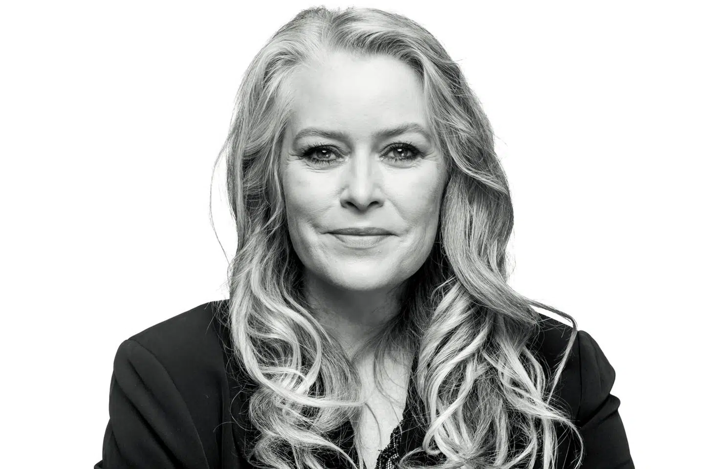 Det er med frygt og andægtighed, at podcastvært Anne Sofie Allarp er gået på jagt efter en positiv vision for manderollen i fire afsnit, som du kan lytte til.