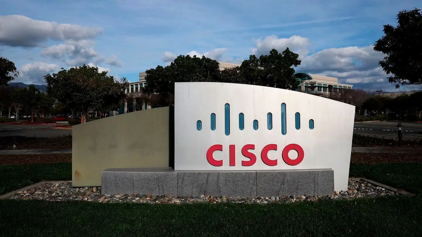 Firmaets logo foran deres hovedsæde i San José i Californien.