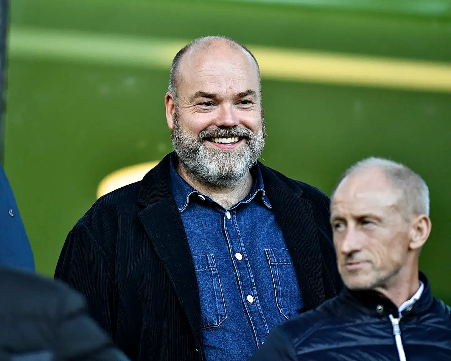 På den seneste liste over Danmarks rigeste fra Økonomisk Ugebrev var familien Holch Povlsen og familien Bagger-Sørensen vurderet som henholdsvis nummer 2 og 48 over Danmarks rigeste.