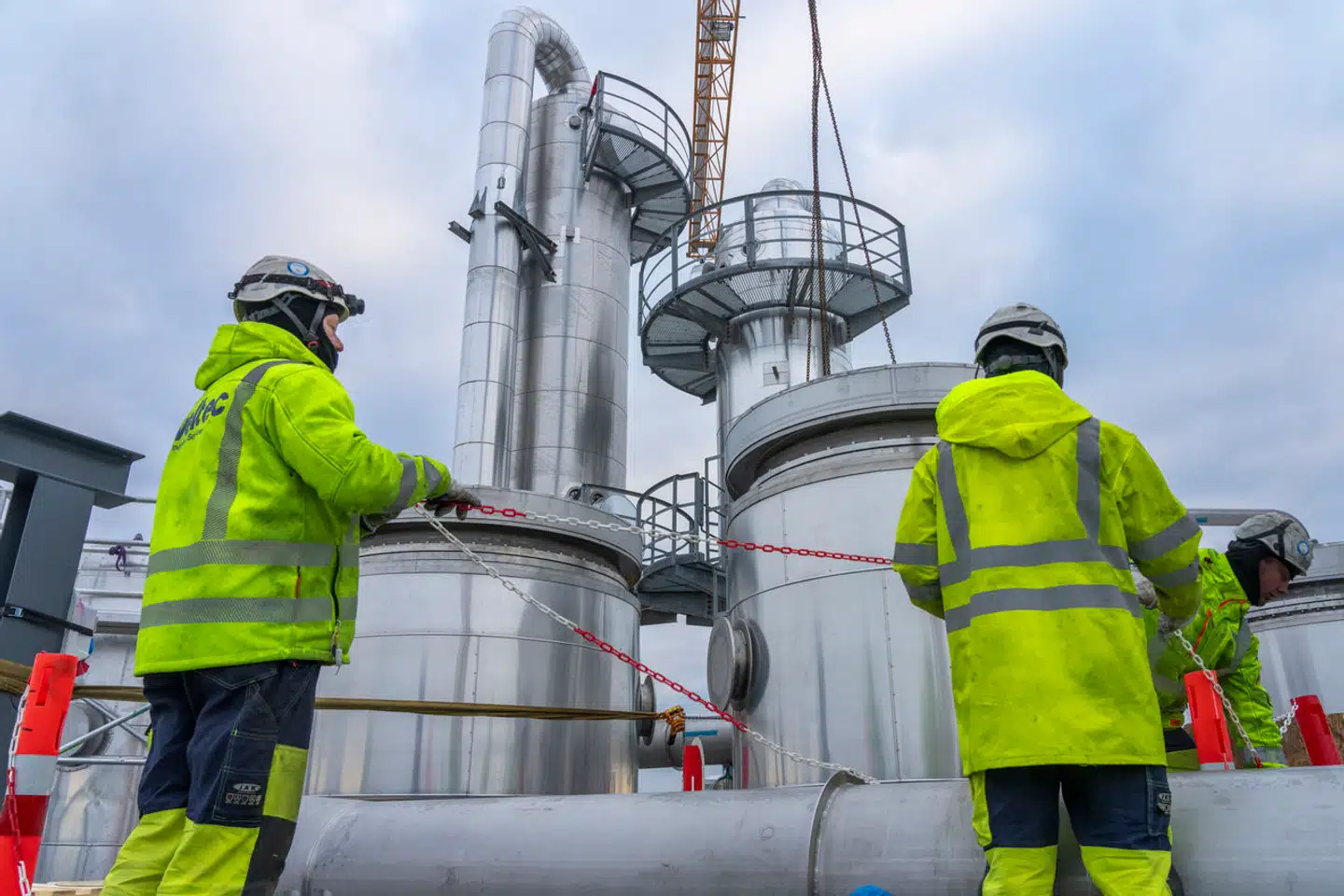 Novo Nordisk udvider i øjeblikket sine produktionsanlæg i Kalundborg for 41 milliarder kroner. Virksomheden sikrer sammen med elselskaber, Energinet og kommunen, at der indtil videre er strøm nok. Men bekymringen for en stabil energiforsyning længere ude i fremtiden lurer.