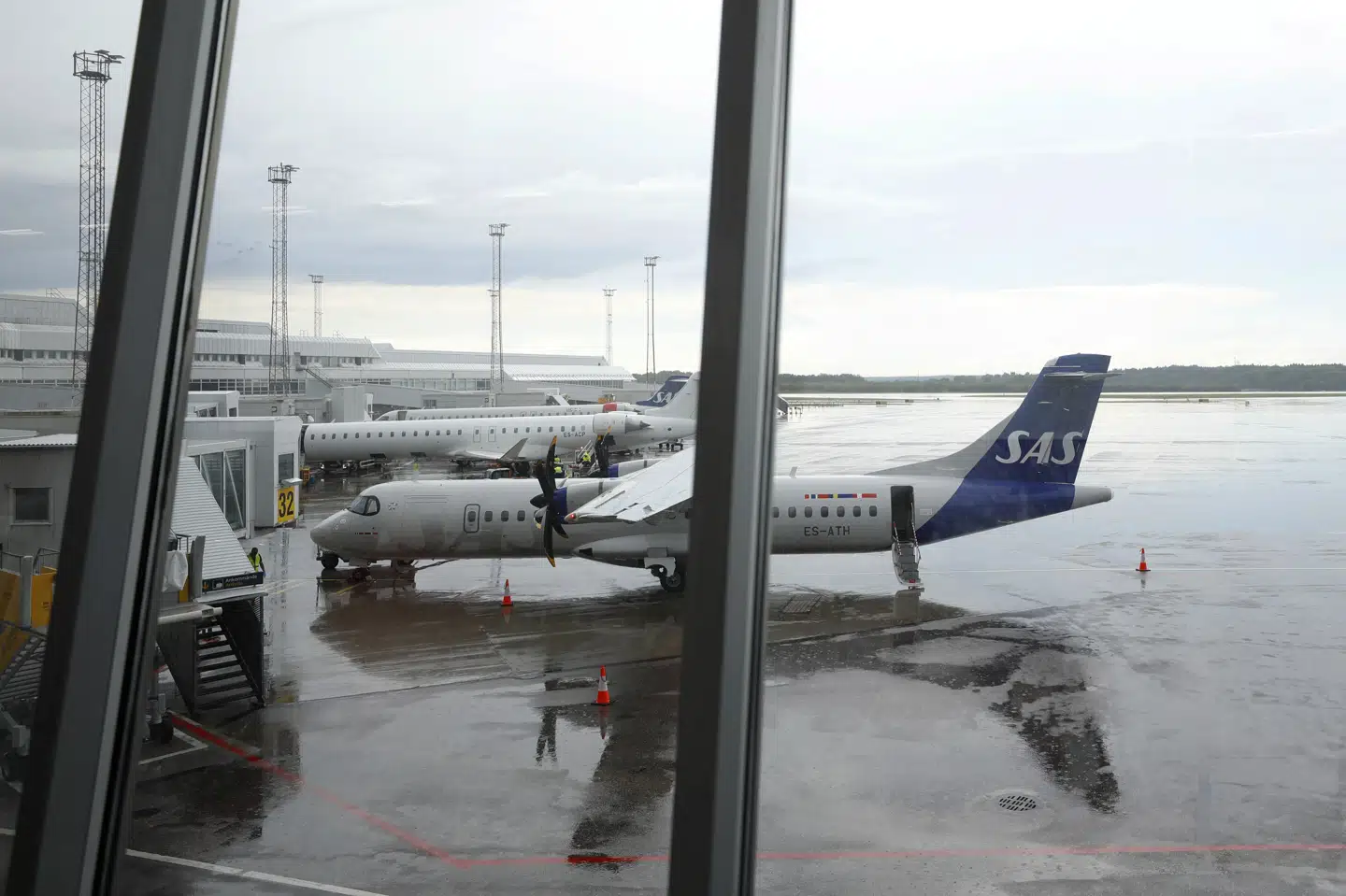 Et SAS-fly, der skal til København, er tirsdag aften forsinket fra Stockholm, fordi der er fundet en mistænkelig genstand om bord. (Arkivfoto).