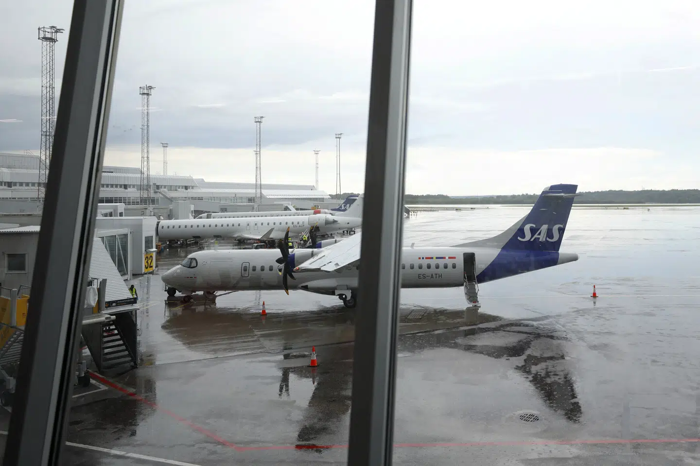Et SAS-fly, der skal til København, er tirsdag aften forsinket fra Stockholm, fordi der er fundet en mistænkelig genstand om bord. (Arkivfoto).