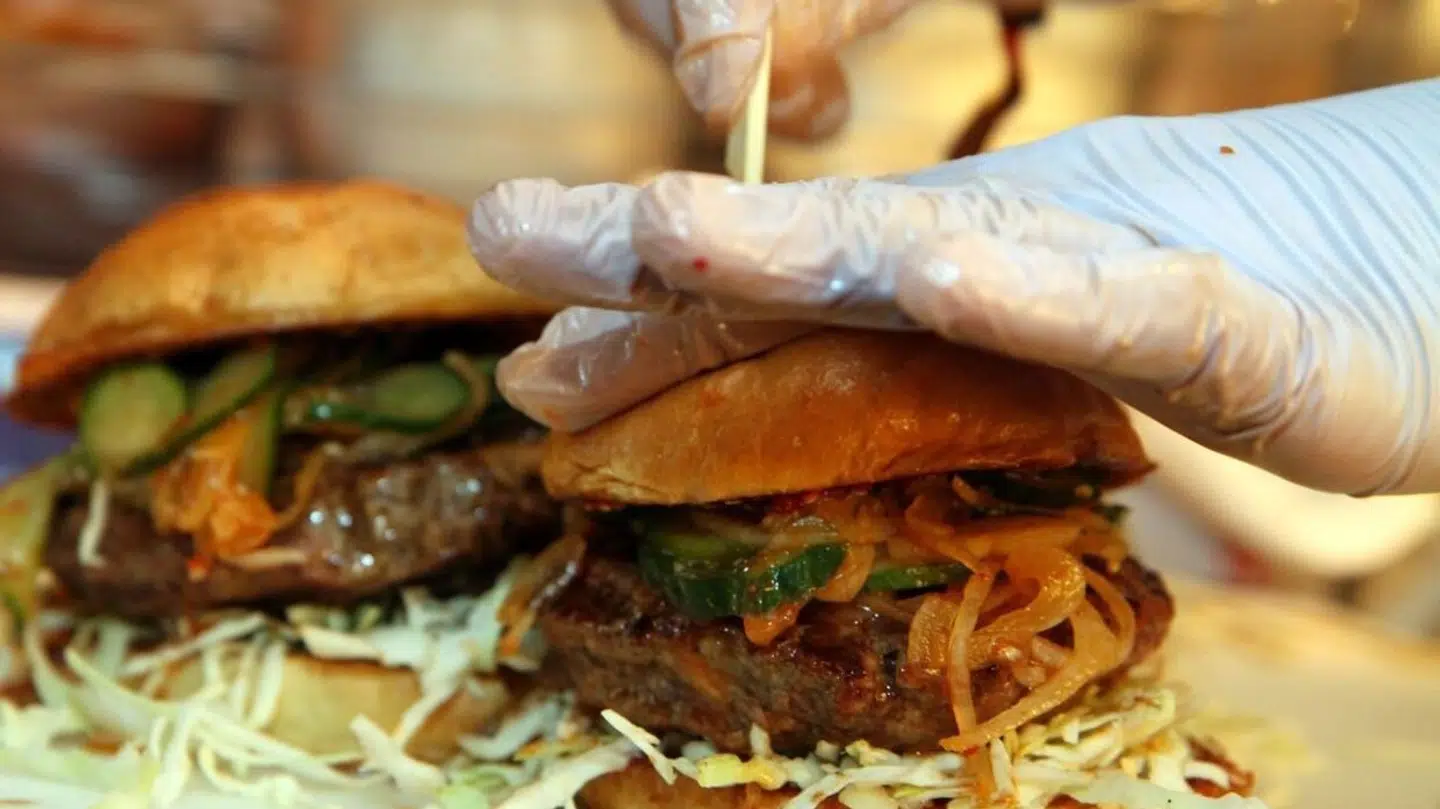 Burgerkæden lukker to restauranter som følge af dårlig økonomi. Arkivfoto.