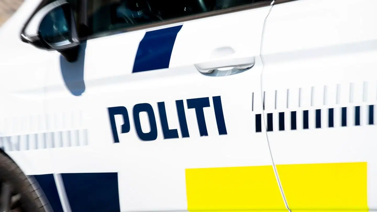 Det 19-årige voldsoffer var ifølge politiet i livsfare efter overfaldet på et stisystem. Politiet efterlyser vidner i sagen.