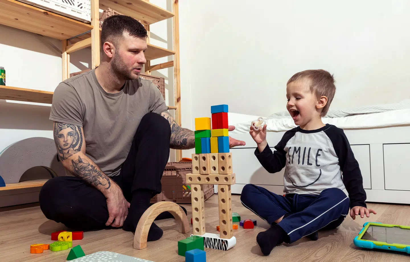 Daniel Brask med sin søn Louie fra 'Årgang 20'Foto: Lars E. Andreasen, Scanpix