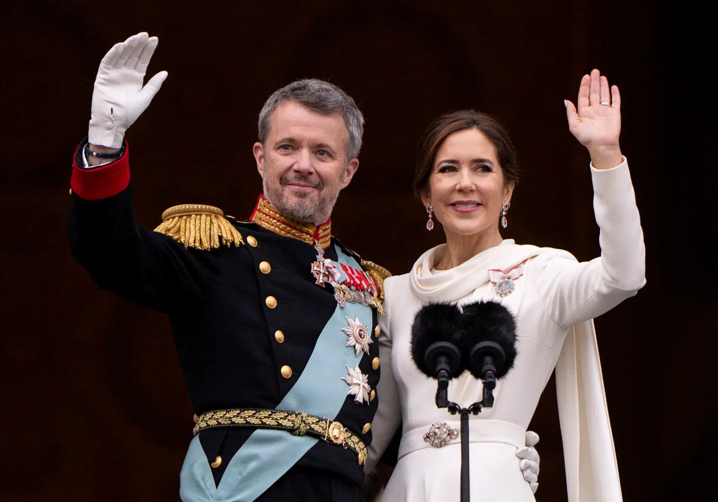 Dronning Mary har før båret Mai Manniches smykker, men her efter tronskiftet er smykkedesigneren stoppet med at dele billeder af dronningen iført hendes smykker.
